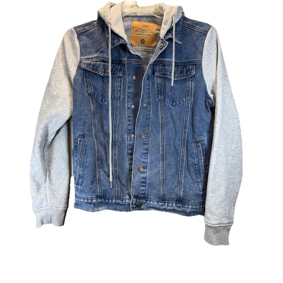 Krispy Kreme Jacket Adult Small Blue Hot Now Doughnuts Denim Jean Hoodie Logo - Picture 1 of 7